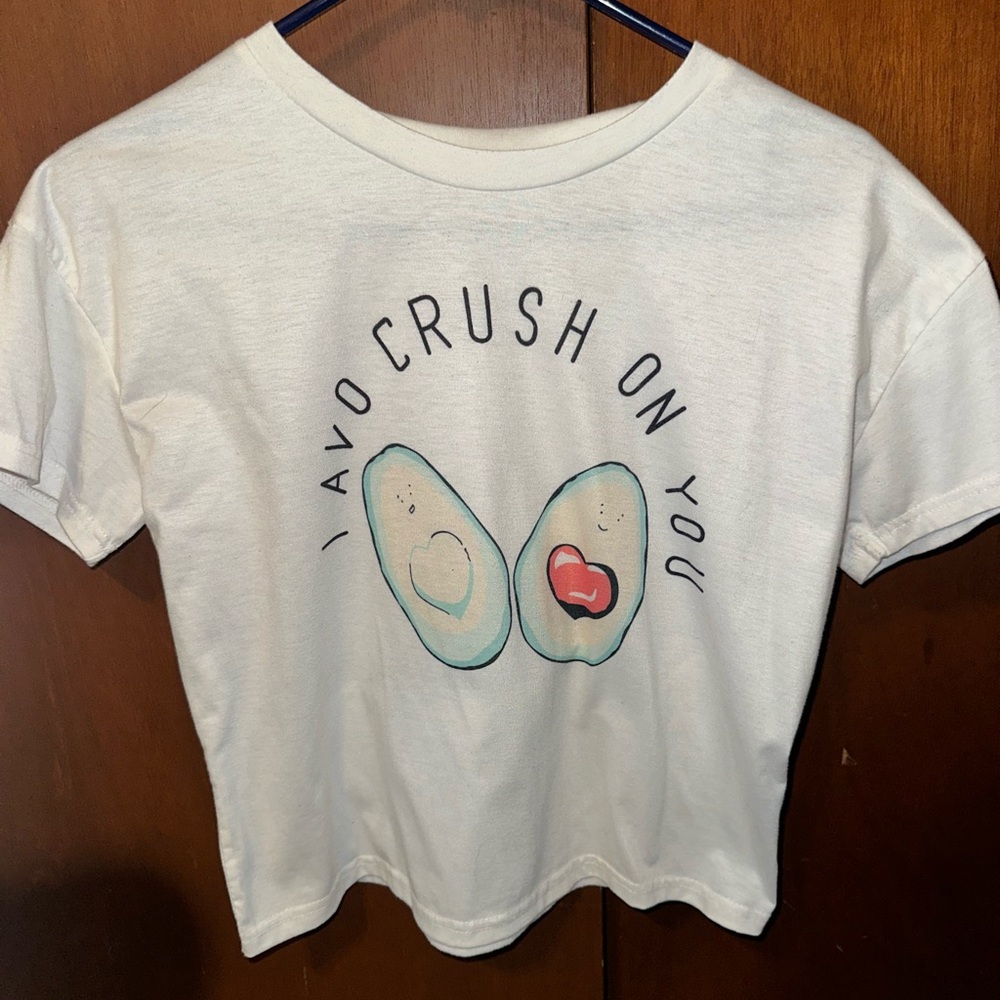 Soft/thin slightly cropped T-Shirt